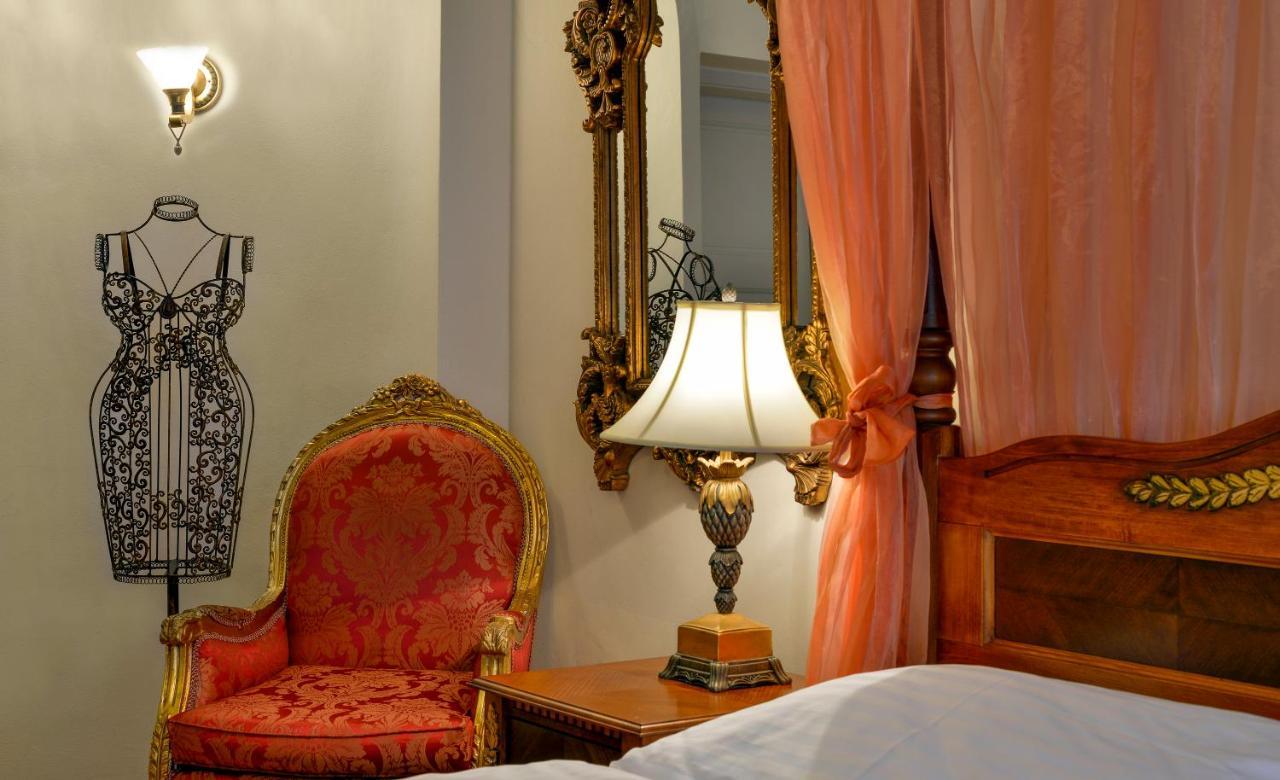 Apart-hotel Lobster Praga